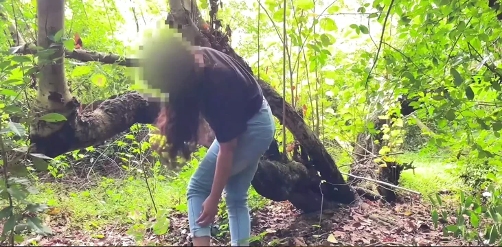 Khet me desi yenge ki gand mari.- dor riskli seks...