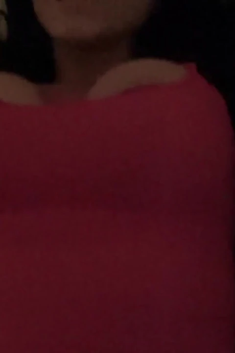 Romi Rain yarak emiyor