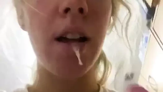 pembe silikon yapay penisimi kullanma