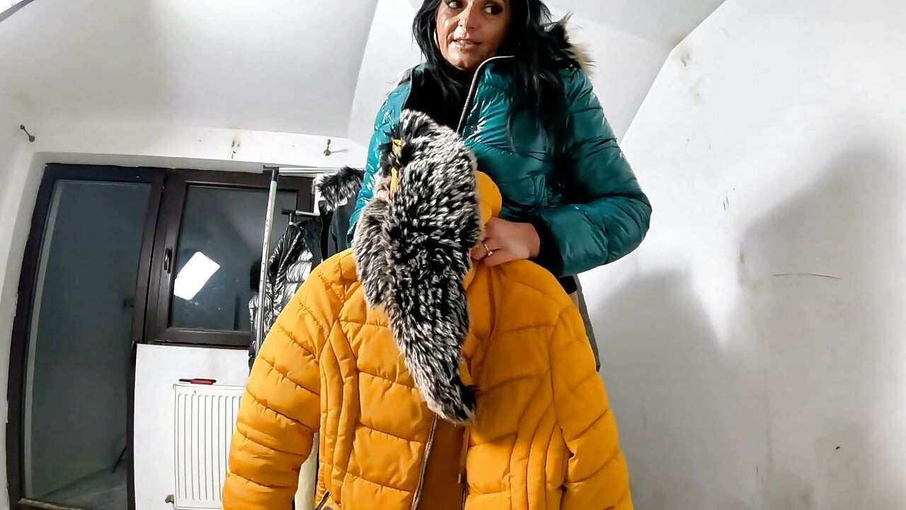 Parlak deli gömleği fetişi azdırma
