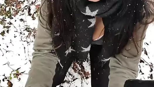 Sevimli kız arkadaş deneyimi: ormanda şipşak - dilde boşalmak