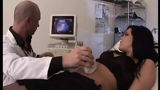 TRA LE MURA DOMESTICHE - scena 3