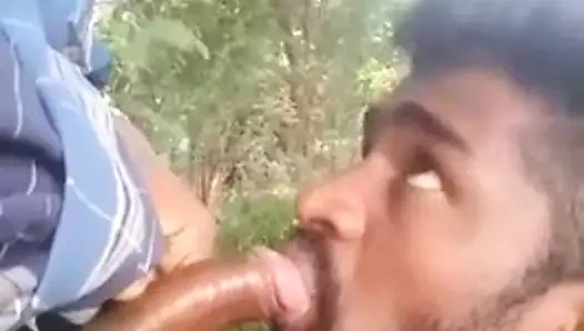 Tamil çift dışarıda zevk