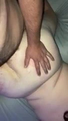 Karımın şişman bir kıçı var