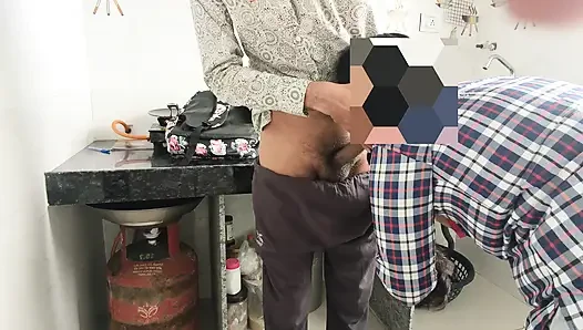 Hintli liseli kız ilk kez seks videosu