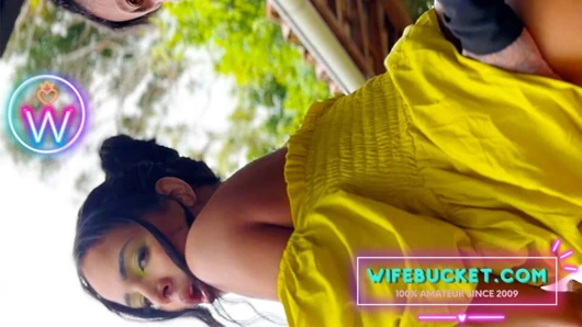 Wifebucket tarafından ev yapımı içerik - utanmaz ve sürtük genç evli kadın verandada sikiliyor