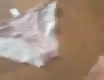 ny'den Piotr kız kardeşi inlaw'ın külot üzerinde mastürbasyon yapıyor