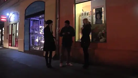 Sarışın Otobüste Sert Sikiliyor