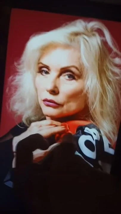 Debbie Harry haraç üzerine boşalıyor