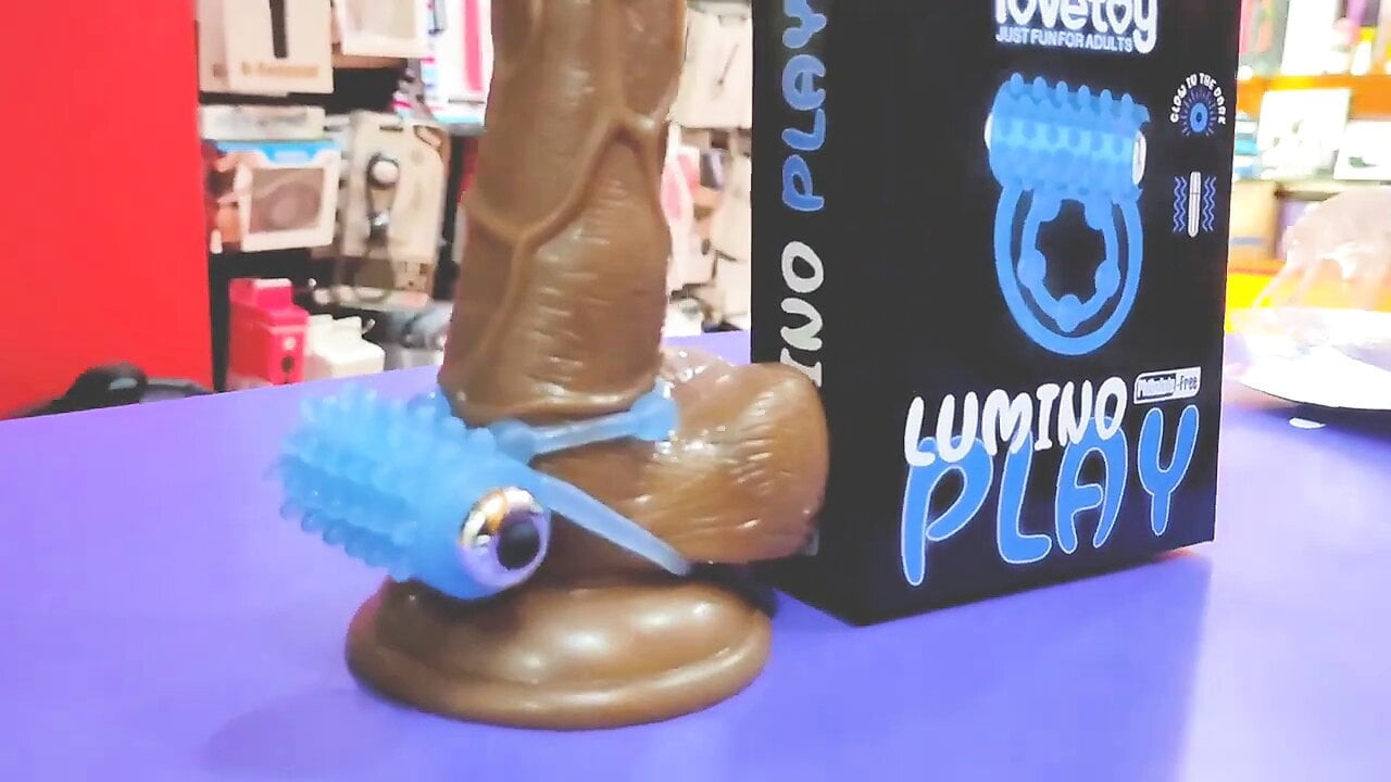 Şimdi büyük yapay penis yumuşak sipariş