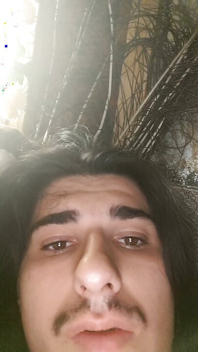 Karım genç sikimi emiyor