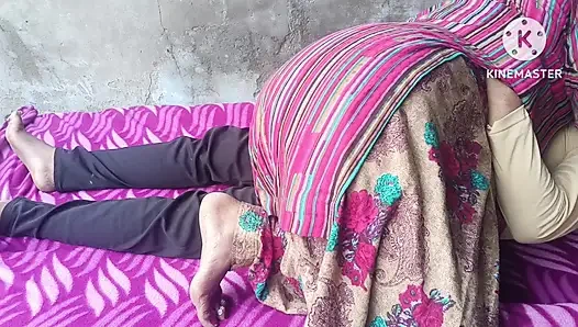 Aynı yatak. (Tam Hintçe ses)