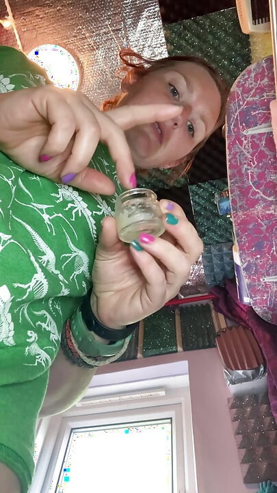 Bakire ruh deliğimi parmakla sikiyorum