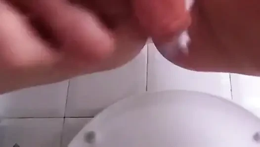 İşe!! Islak amcığımı görmek ister misin?