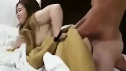 Ben filme çekerken arkadaşım anal japon karısını beceriyor