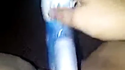 Seks oyuncağı ile oynamak