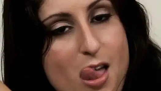 5 adamlı kremalı turtanın tatlı lopez'den film