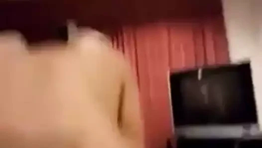 UN ROMAN FUTE O THAILANDEZA