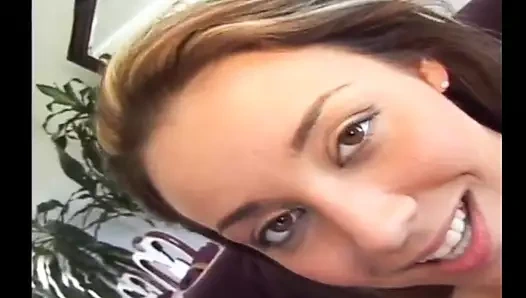 Delilah güçlü boşalmak seven bir düz sokak fahişe olduğunu