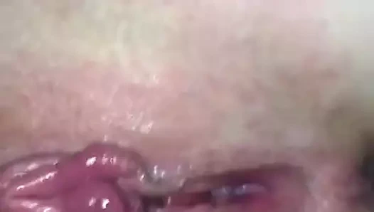 Sıcak Rus sürtük. parmak, lanet ve kedi üzerinde boşalmak!