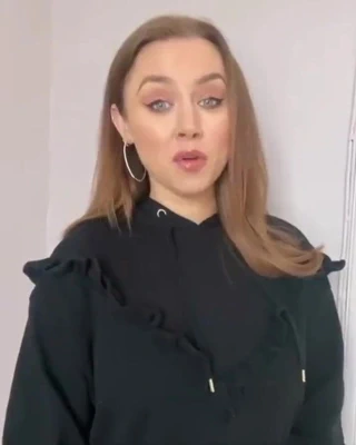 Una Healy ''cumartesileri''