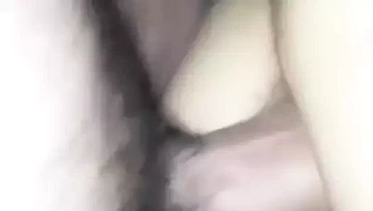 Disfrutando a una cogivecina