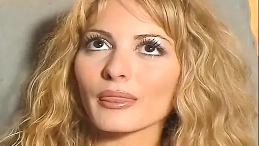 Evde gerçek amatör : laetitia