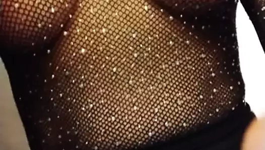 Bu gece şaka yapmak istiyorum