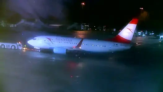 Retro genç grup seks derlemesi Asyalı büyük zenci yarağı ile göt ve üçlü grup seks