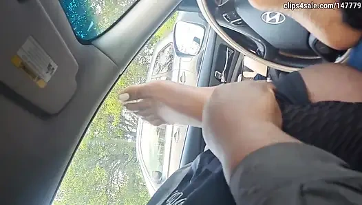 Talisa'nın ilk ayak ibadeti deneyimi ile araba seansı