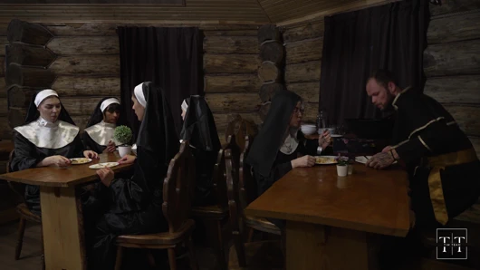 Kötü manastır bölüm 8. İtaatkar bir Jadilika rahibesi ol, rahip tüm günahları aklayacak