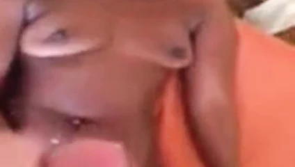 Mozambikli kız arkadaş