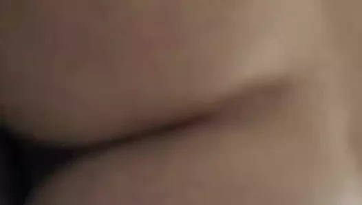 Sürtük sikimin üzerinde twerk yapıyor