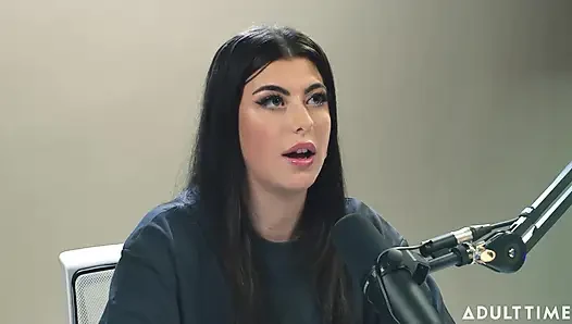 Profesyonel bir dominatrix olmak gal ritchie'nin beklediği şey değil! | Adult Time Podcast