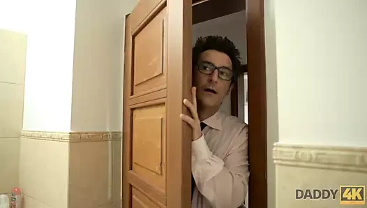 baba4k. seksi hatun nihayet kabul eder bacaklar için...