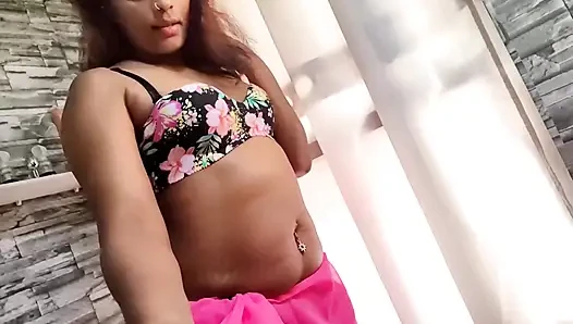 Seksi sari kız nilmini sheron ve dushantha don xh normal sikişiyor