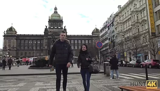 Adam kız arkadaşıyla oğlana seks teklif etti ve kabul etti