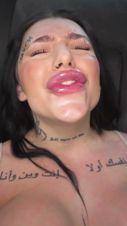 Fake taxi - büyük memeli genç gotik seksi Nala seksle hızlı sert sikişiyor sert seks ıslak sakso | Klip 2