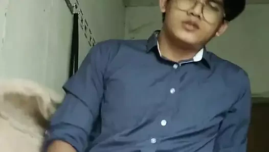 Adam işten sonra maç yapıyor