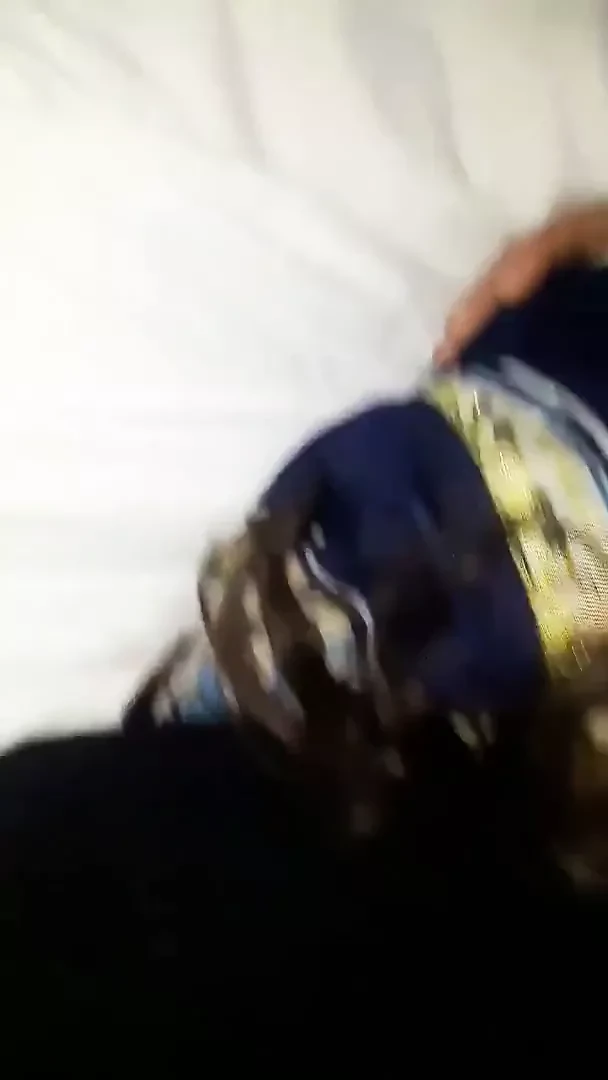 olgun hatunun amini gotunu sikiyor