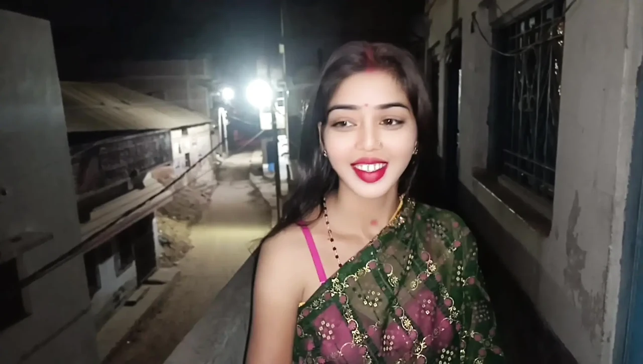 Trending First Time Indian Neaughbour Cute Bhabhi Alone In Home Hindi Sex (Uncut) - Austria Special