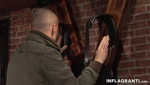 Muhteşem metresi cezalandırma ona erkek köle