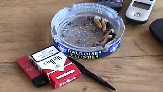 Sıcak Alman bebek seviyor binicilik bir horoz sonra bir solo mastürbasyon