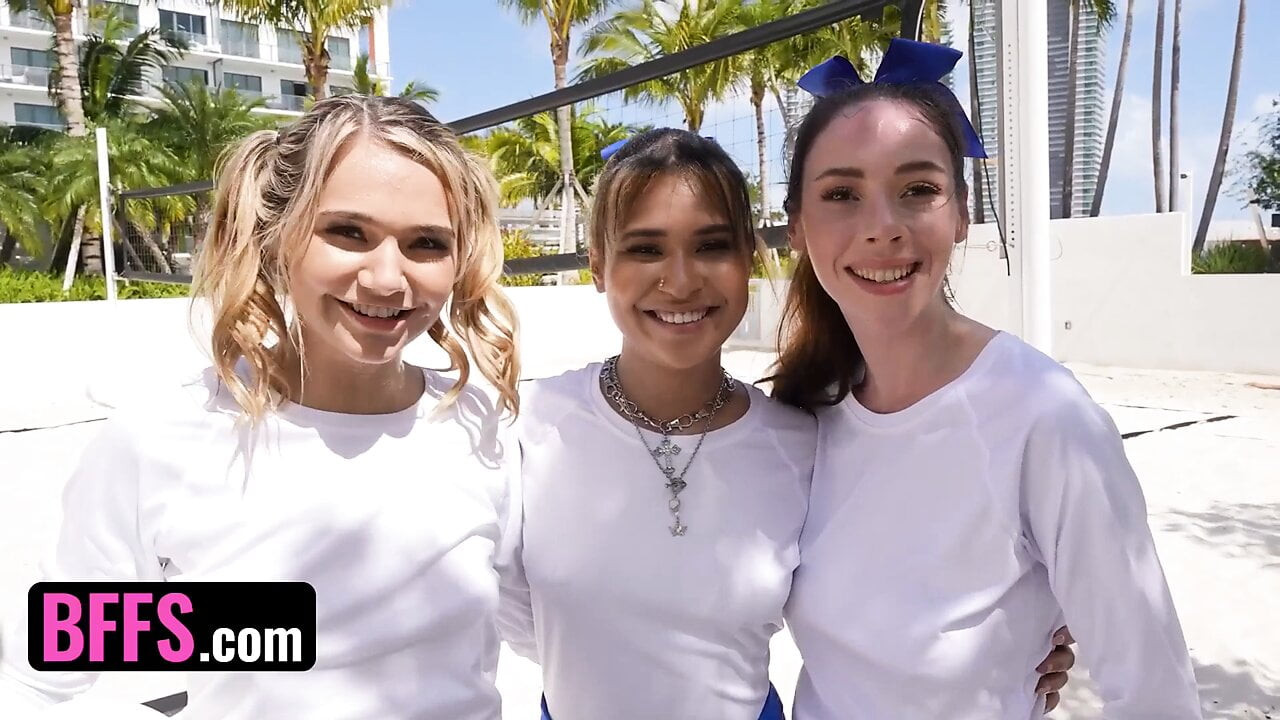 Bffs - fit ve seksi cadılar plaj voleybolu antrenmanından sonra antrenörlerini şaşırtıyor ve sikiyor - pov