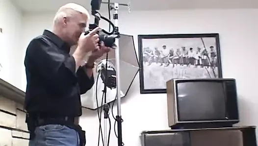 Sahne arkasında azgın kaltak ve eski sevgili