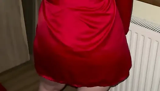 Sevgililer gününde ateşli kız arkadaşına seksi iç çamaşırıyla sürpriz yaptı ve bir süre birbirlerini siktiler
