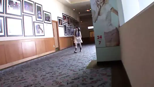 Genç aşıklar ateşli seks yapıyor