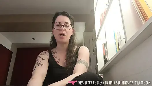 Vends-ta-culotte - Fransız dominatrix'in itaatkar adam için sert mastürbasyon talimatları