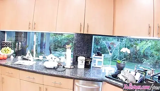 Twistys - jack lawrenceamia miley öğretmenler sürtük oynadığı