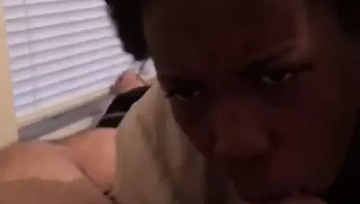 Dik siyah haitian sürtük emme ve sürme benim beyaz horoz